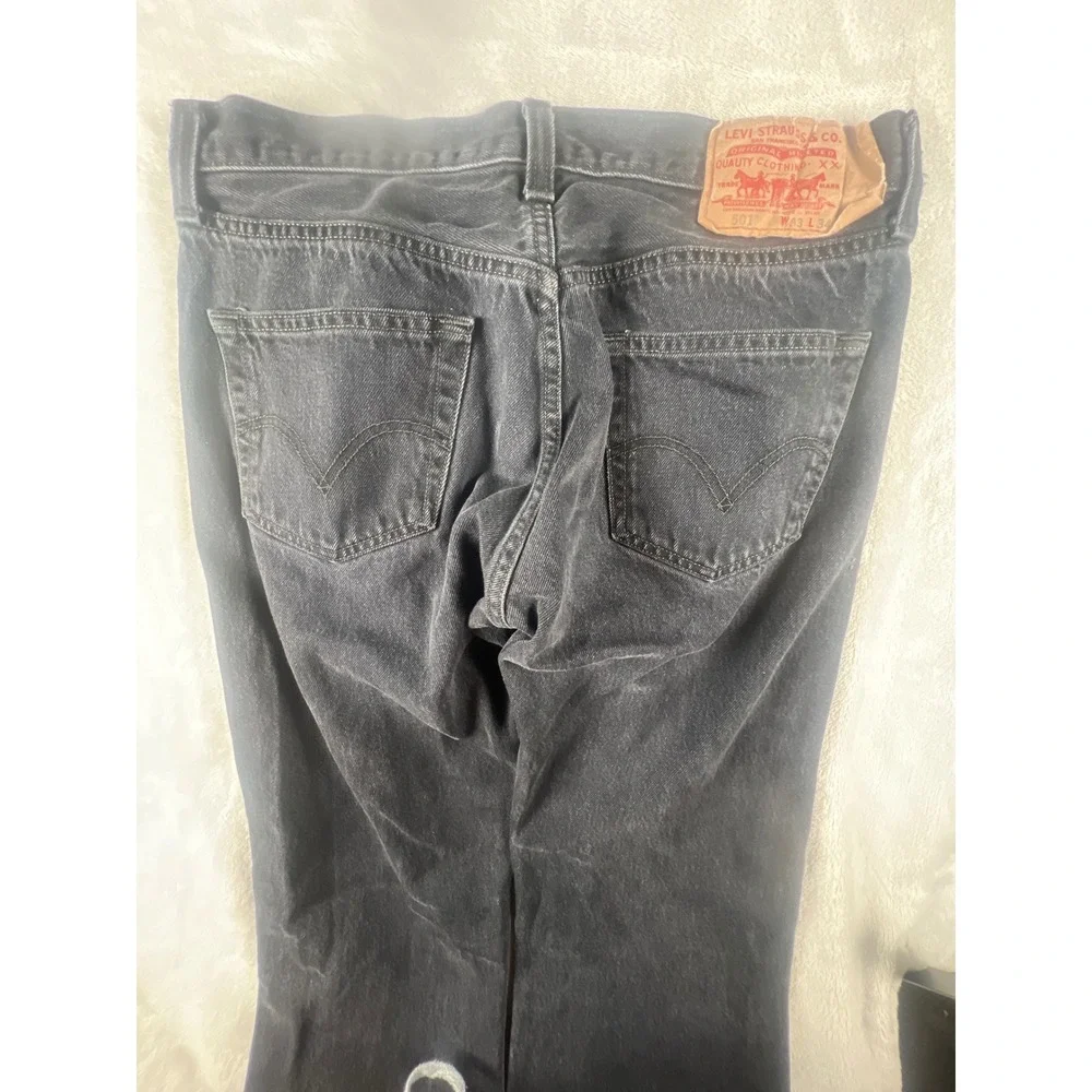 Levis 501 Original Mens Straight Fit Faded Black Denim Jeans 33 x 34 Button Fly